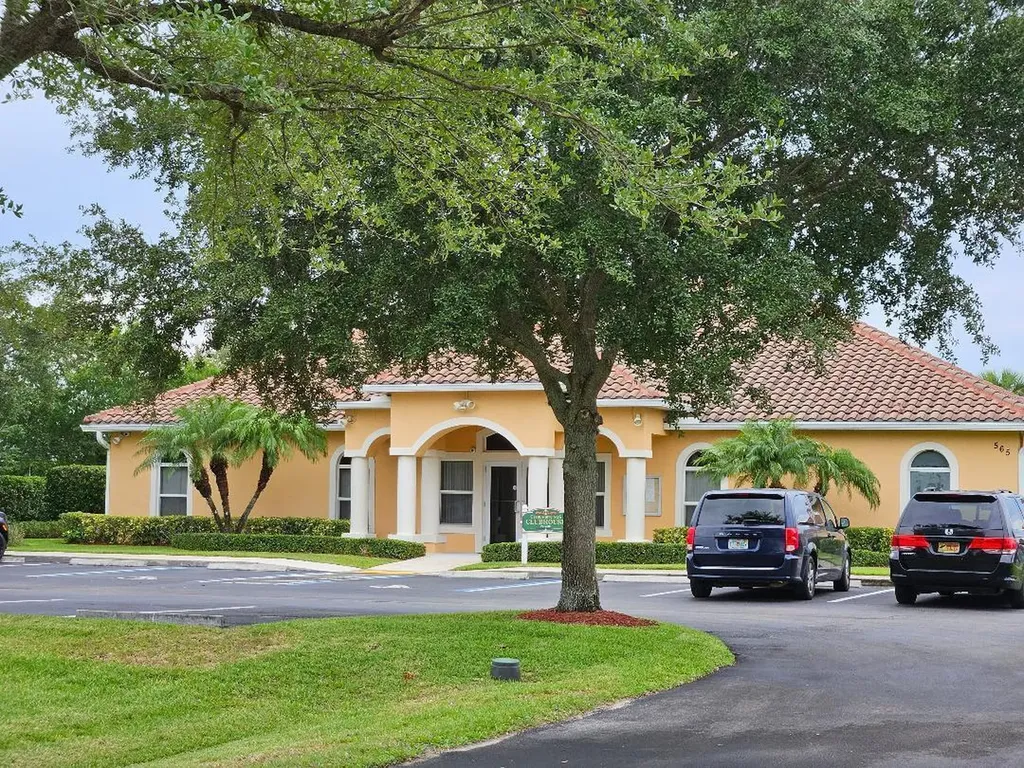 552 SW Calamondin Way Way SW Vero Beach FL 32968