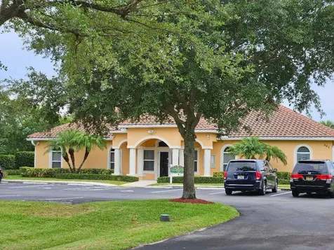 552 SW Calamondin Way Way SW Vero Beach FL 32968
