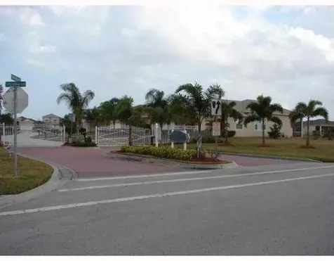 552 SW Calamondin Way Way SW Vero Beach FL 32968