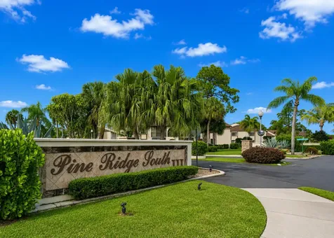 303 Knotty Pine Circle Greenacres FL 33463