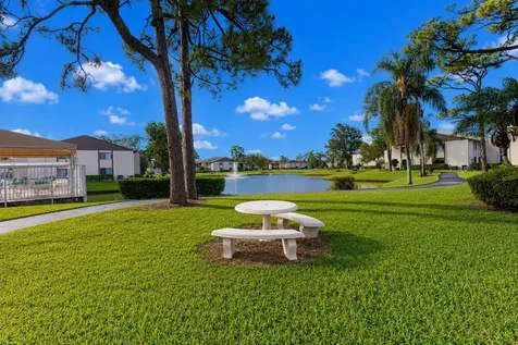 303 Knotty Pine Circle Greenacres FL 33463