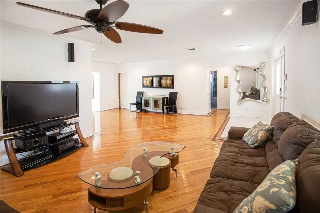 360 SE 12th Avenue Pompano Beach FL 33060