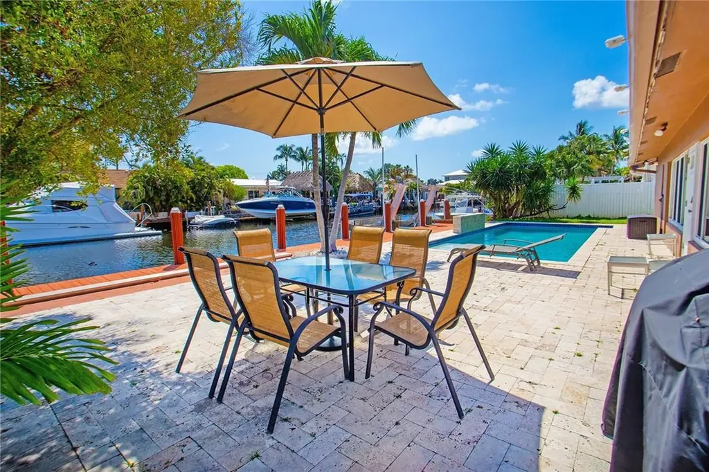 360 SE 12th Avenue Pompano Beach FL 33060