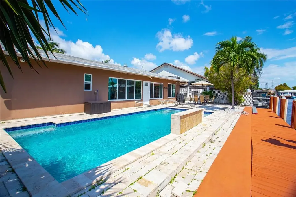 360 SE 12th Avenue Pompano Beach FL 33060
