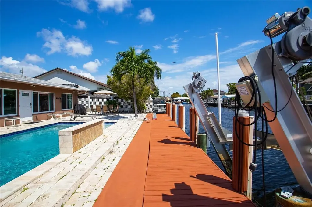 360 SE 12th Avenue Pompano Beach FL 33060