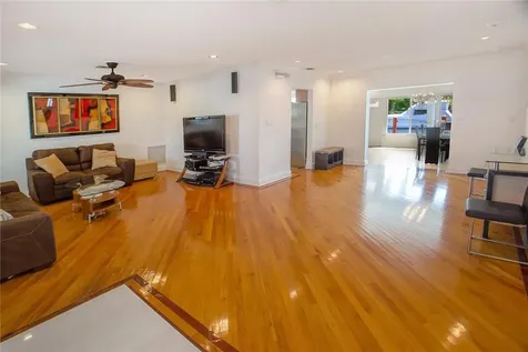 360 SE 12th Avenue Pompano Beach FL 33060