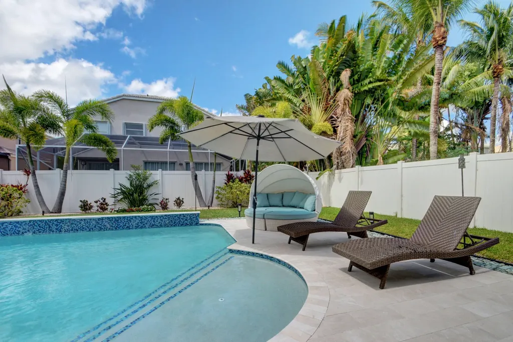 2418 Westmont Drive Royal Palm Beach FL 33411