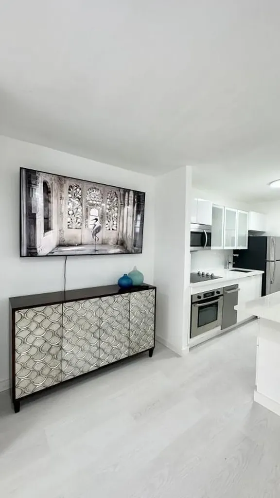 7904 West Drive North Bay Village FL 33141