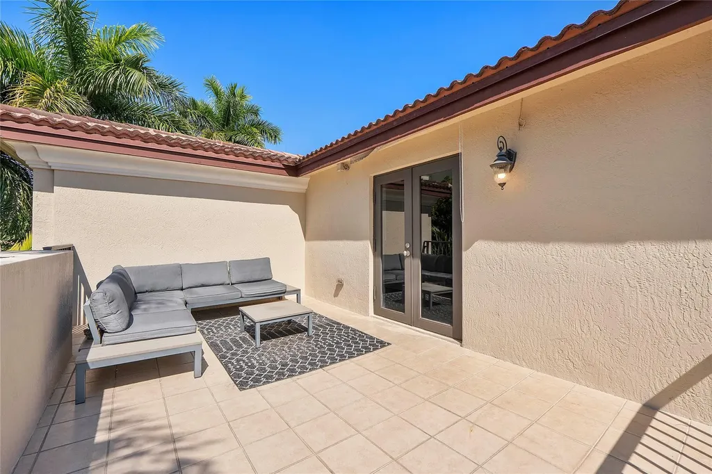 430 NE 7th Avenue Fort Lauderdale FL 33301