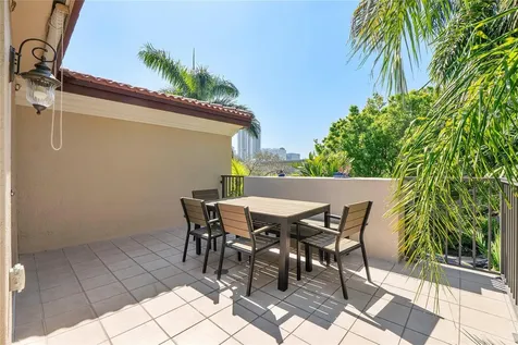 430 NE 7th Avenue Fort Lauderdale FL 33301