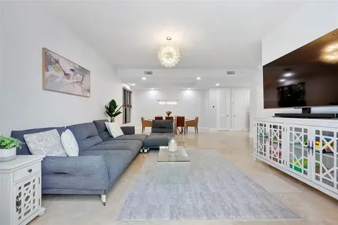 430 NE 7th Avenue Fort Lauderdale FL 33301
