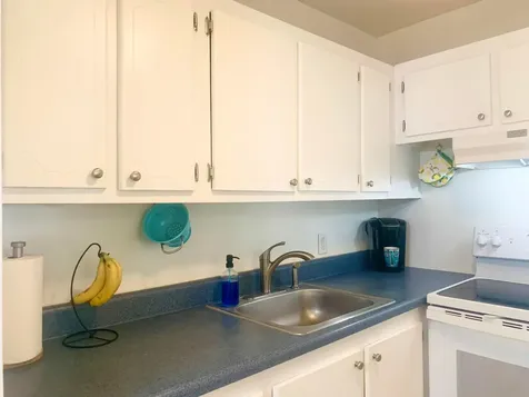 123 Canterbury E West Palm Beach FL 33417