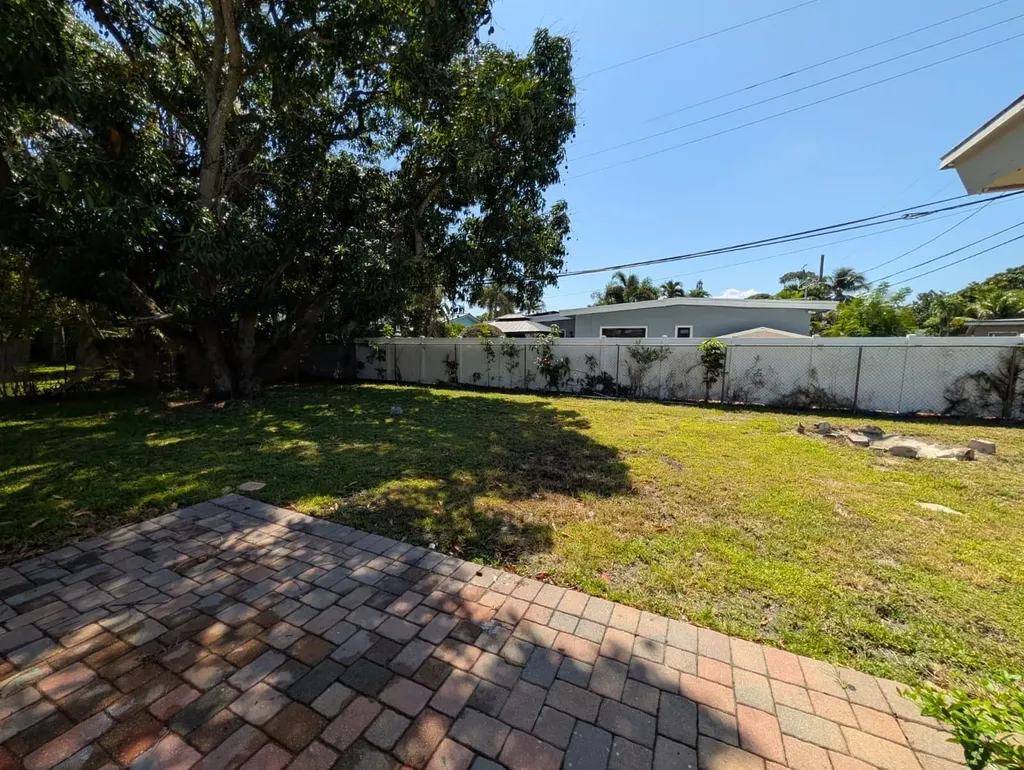 180 Penn Way Fort Lauderdale FL 33312