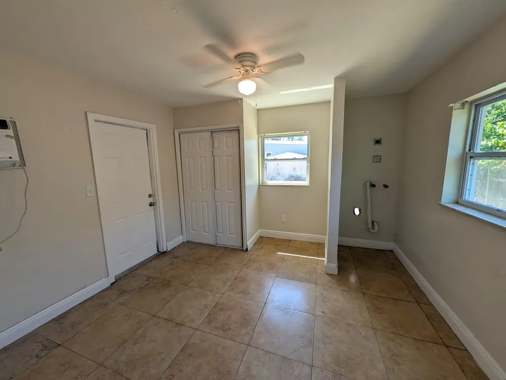 180 Penn Way Fort Lauderdale FL 33312