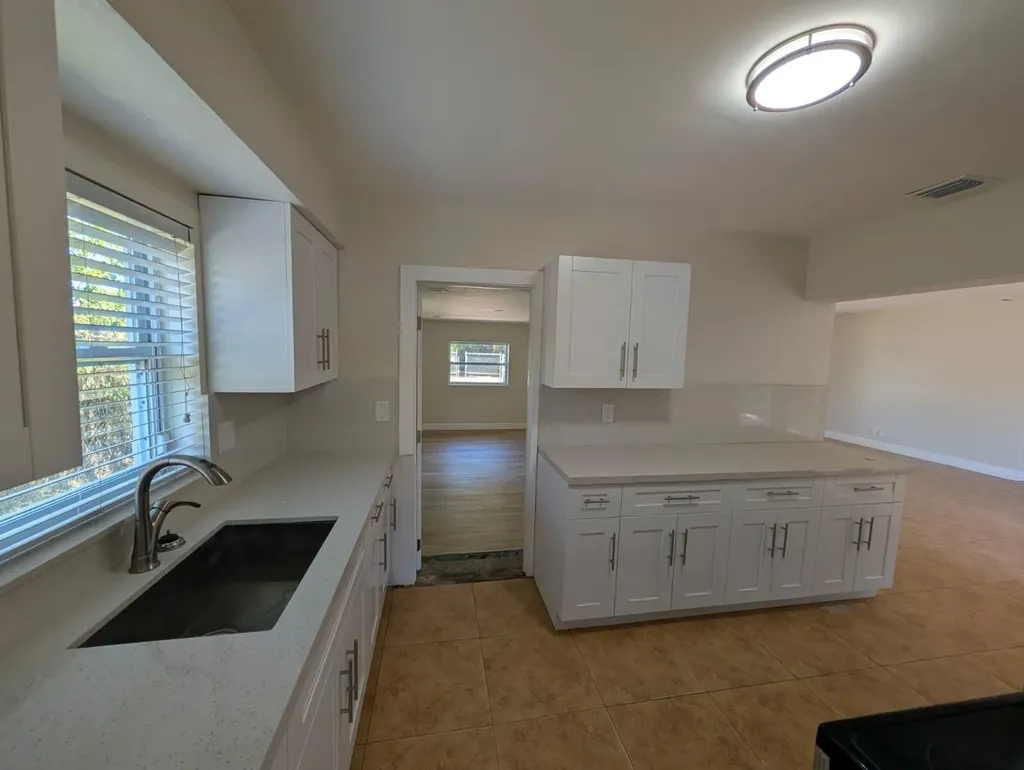 180 Penn Way Fort Lauderdale FL 33312