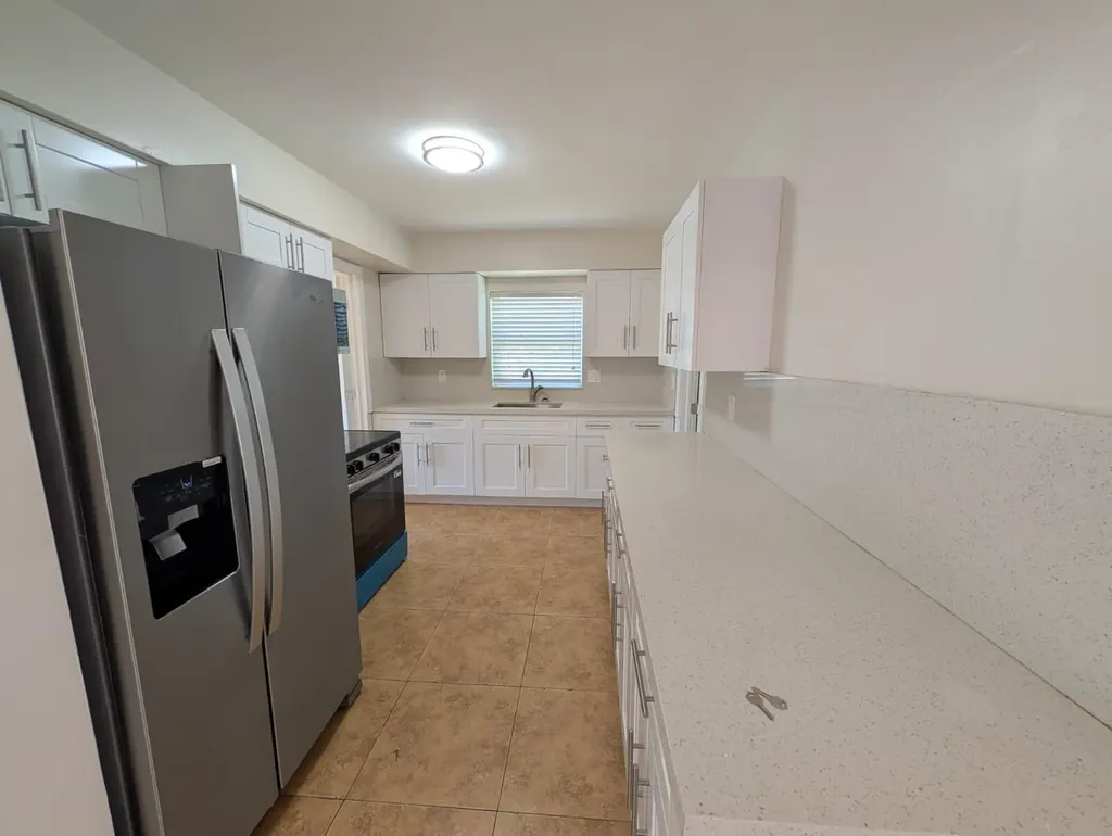 180 Penn Way Fort Lauderdale FL 33312