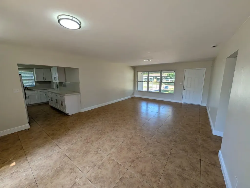 180 Penn Way Fort Lauderdale FL 33312