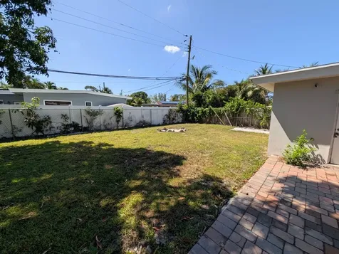 180 Penn Way Fort Lauderdale FL 33312