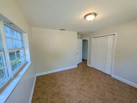 180 Penn Way Fort Lauderdale FL 33312