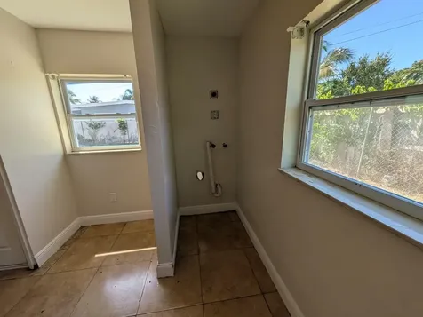 180 Penn Way Fort Lauderdale FL 33312