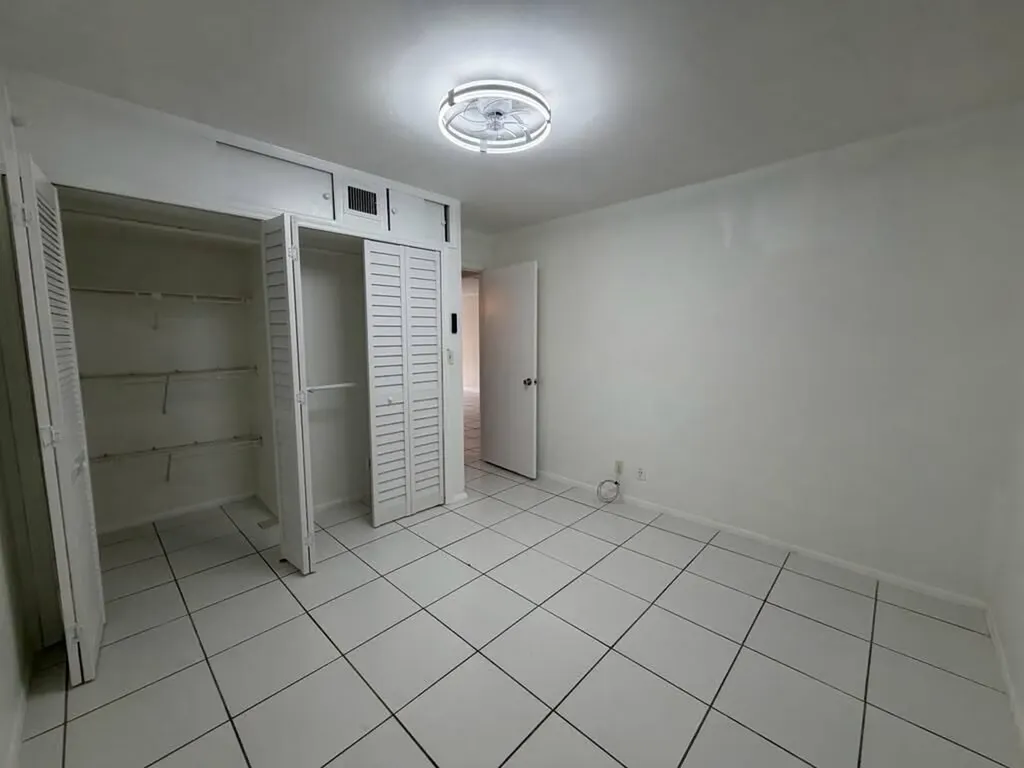 2977 Riverside Drive Coral Springs FL 33065