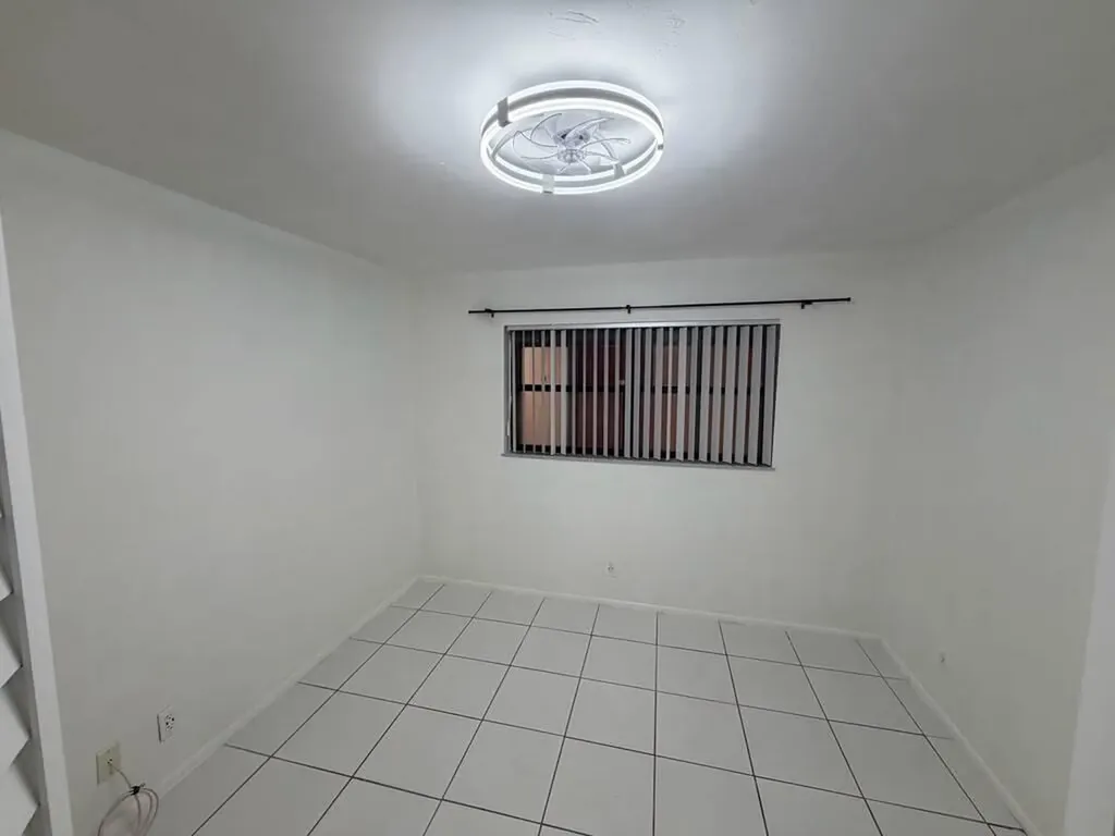 2977 Riverside Drive Coral Springs FL 33065