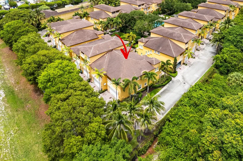 210 NE 69th Circle Boca Raton FL 33487