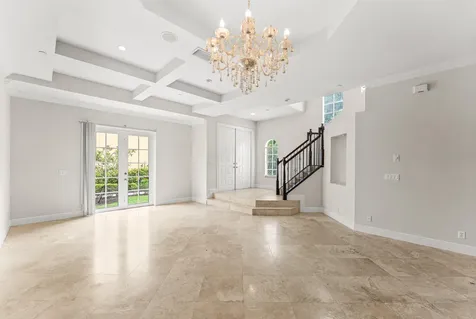 210 NE 69th Circle Boca Raton FL 33487