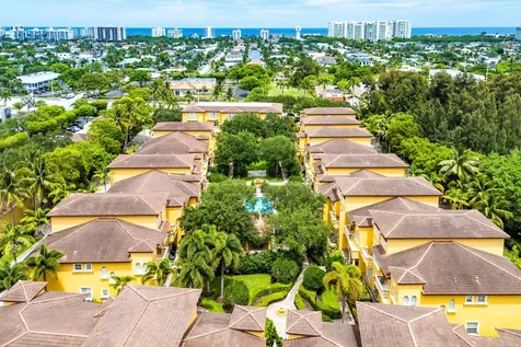 210 NE 69th Circle Boca Raton FL 33487
