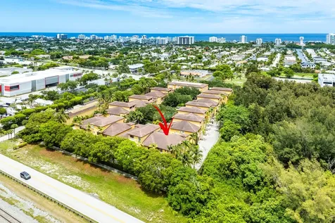 210 NE 69th Circle Boca Raton FL 33487