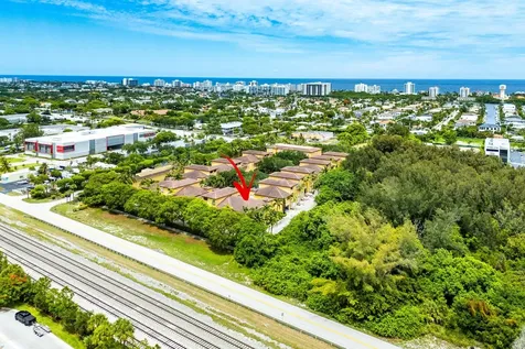 210 NE 69th Circle Boca Raton FL 33487
