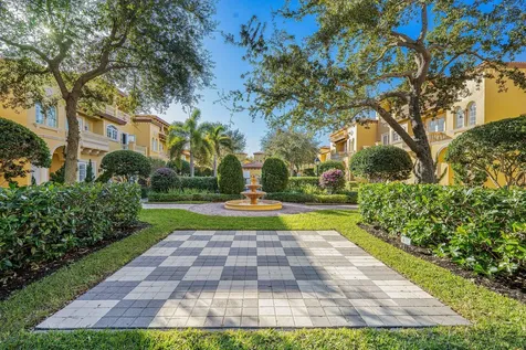 210 NE 69th Circle Boca Raton FL 33487