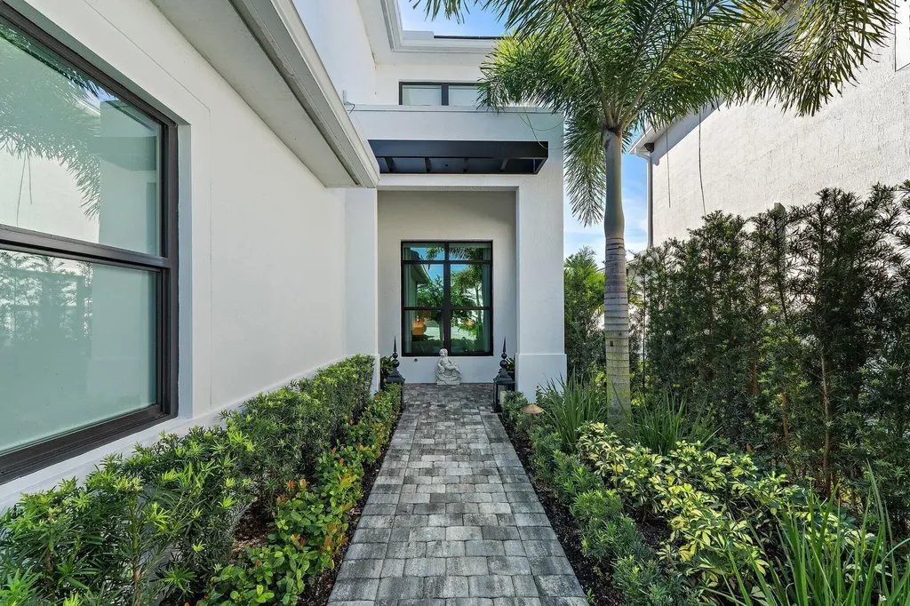 12636 Solana Bay Palm Beach Gardens FL 33412