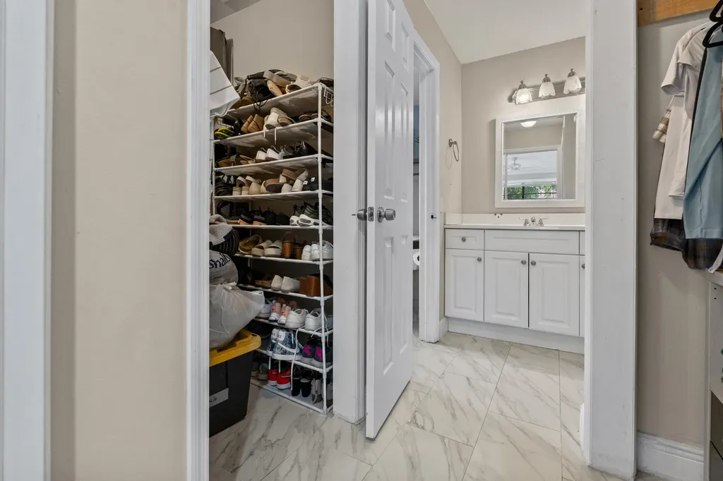9935 Pineapple Tree Drive Boynton Beach FL 33436
