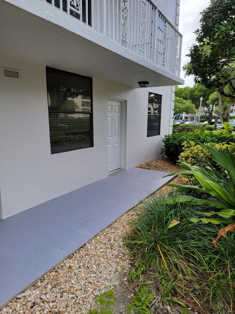 3540 Whitehall Drive West Palm Beach FL 33401