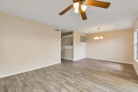1475 Lake Mango Way West Palm Beach FL 33406