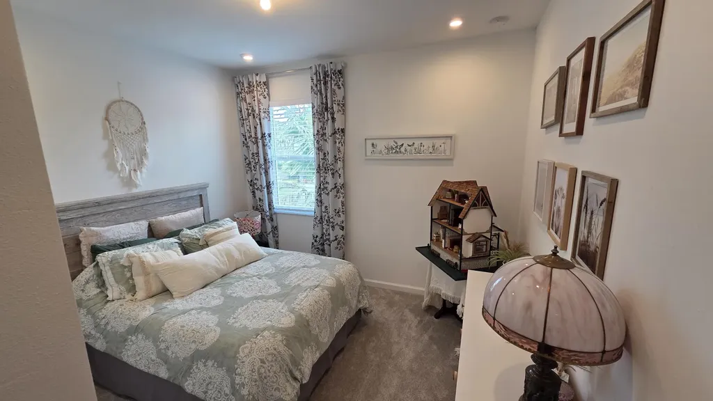 6668 Pointe Of Woods Drive West Palm Beach FL 33413