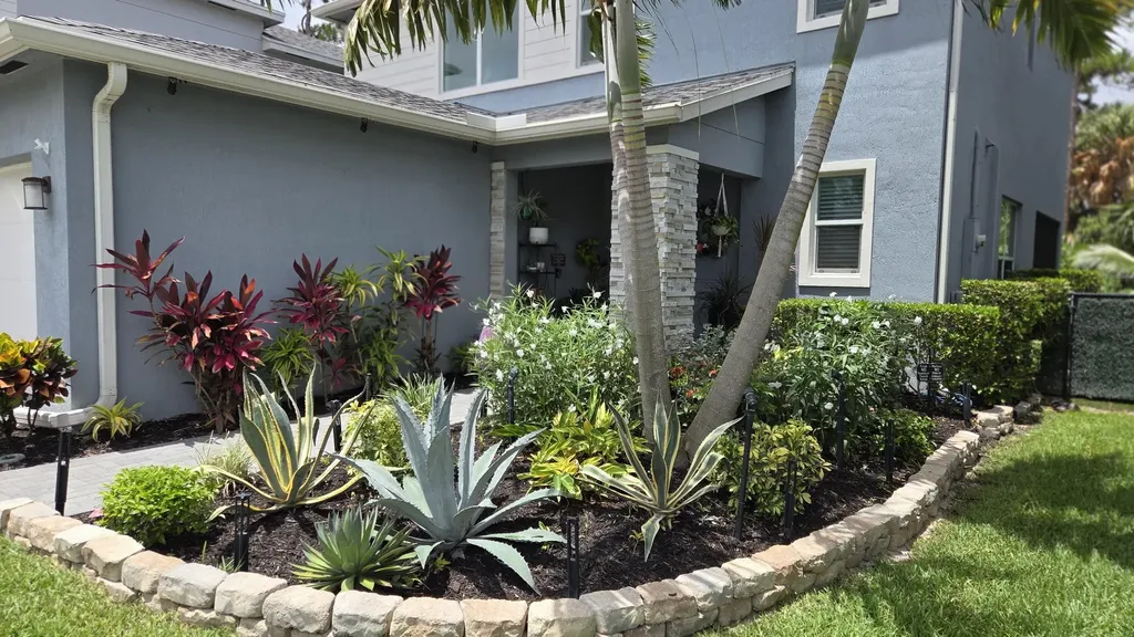 6668 Pointe Of Woods Drive West Palm Beach FL 33413