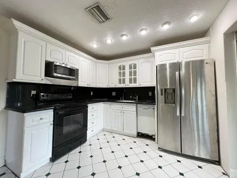 2448 SW 42nd Terrace Fort Lauderdale FL 33317