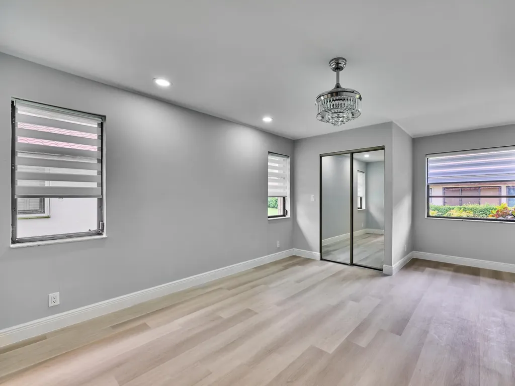 6067 Kings Gate Circle Delray Beach FL 33484