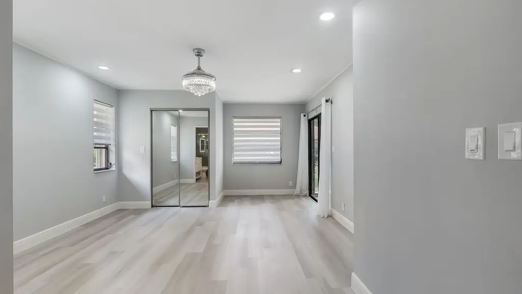 6067 Kings Gate Circle Delray Beach FL 33484