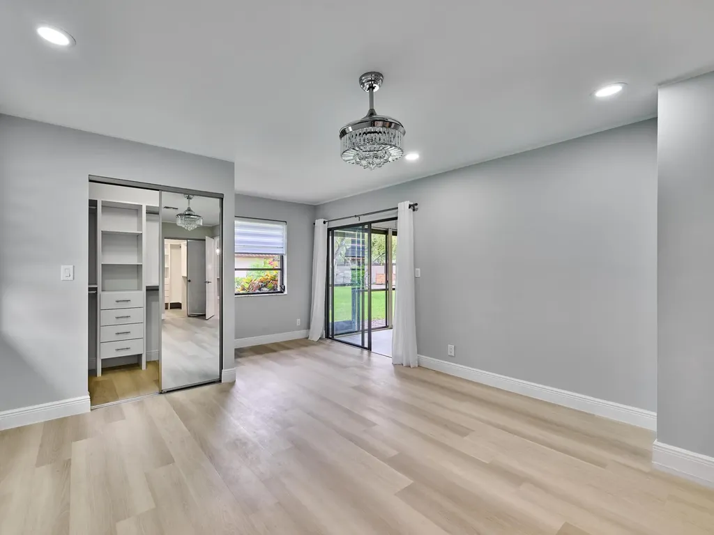 6067 Kings Gate Circle Delray Beach FL 33484