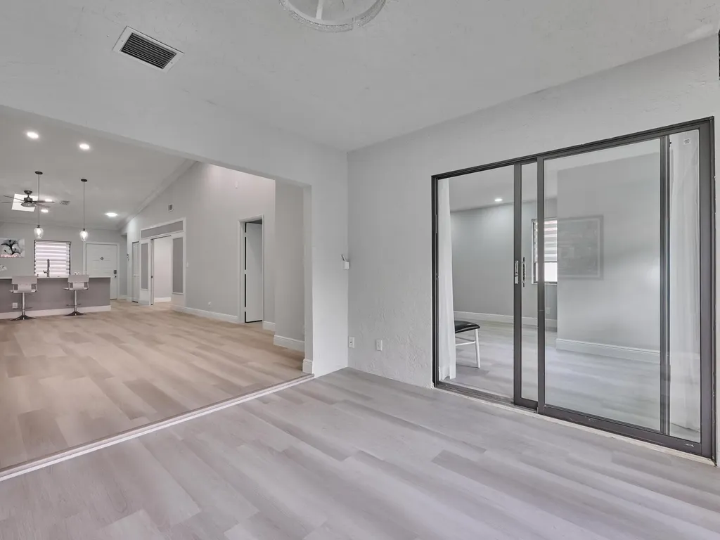 6067 Kings Gate Circle Delray Beach FL 33484