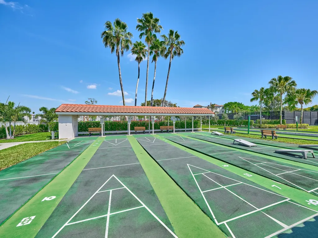 6067 Kings Gate Circle Delray Beach FL 33484