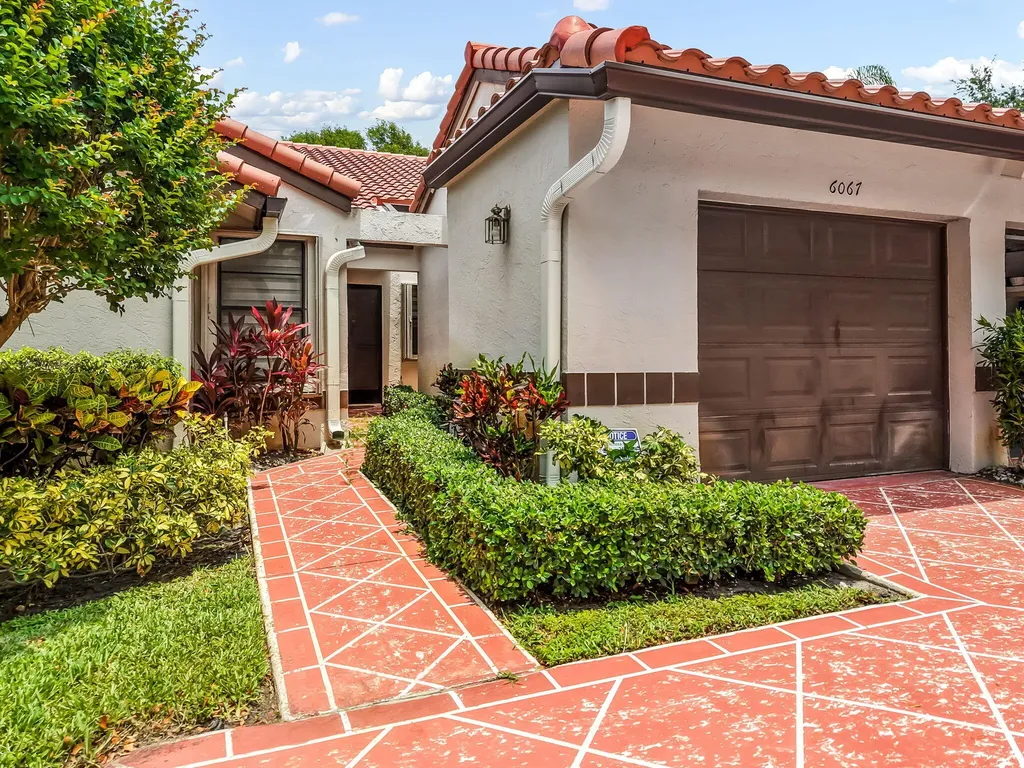 6067 Kings Gate Circle Delray Beach FL 33484