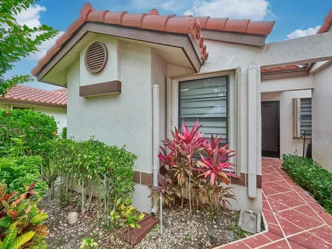 6067 Kings Gate Circle Delray Beach FL 33484