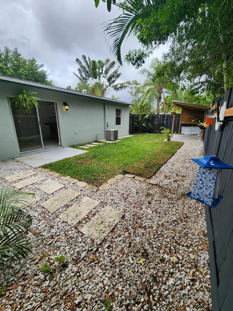 2167 Laura Lane West Palm Beach FL 33415