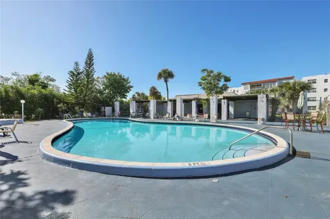 2800 Somerset Drive Lauderdale Lakes FL 33311