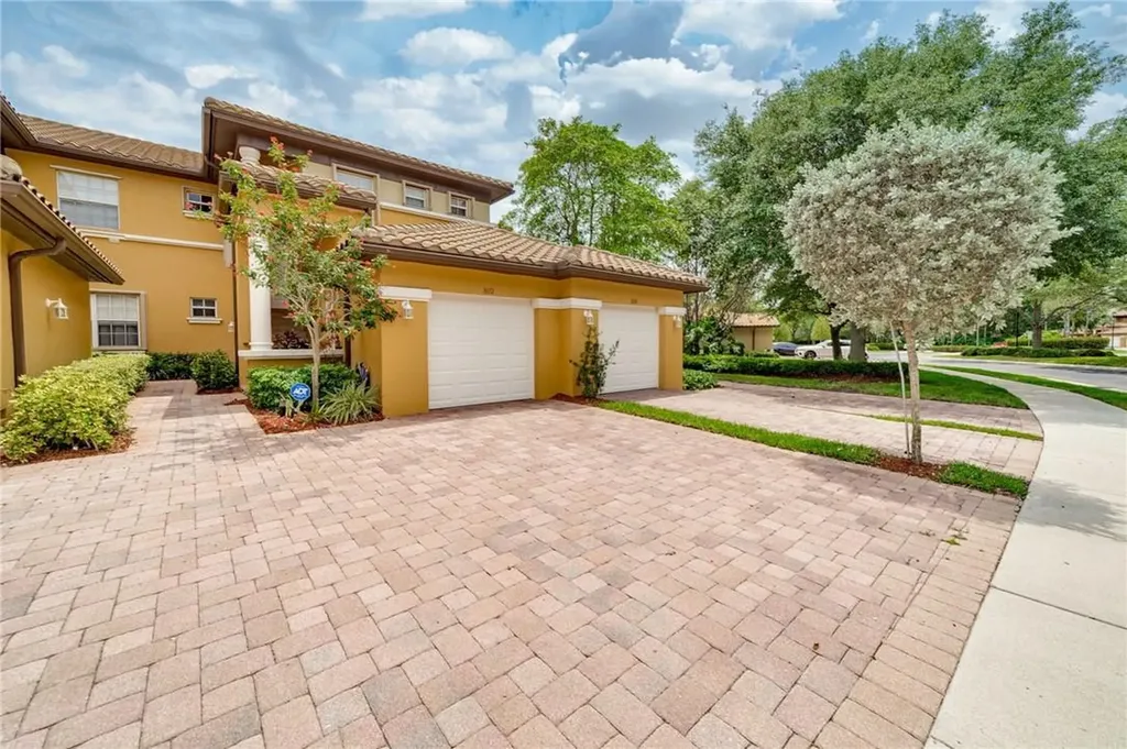 8012 NW 128th Lane Parkland FL 33076