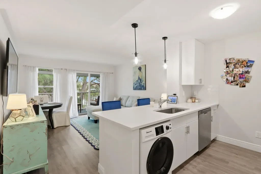 250 Cypress Point Drive Palm Beach Gardens FL 33418
